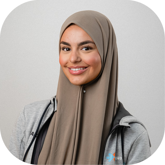 Jongerenwerker Amina